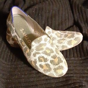 Rothy's Smoke Spot Retired Leopard Print Flats SZ 6.5